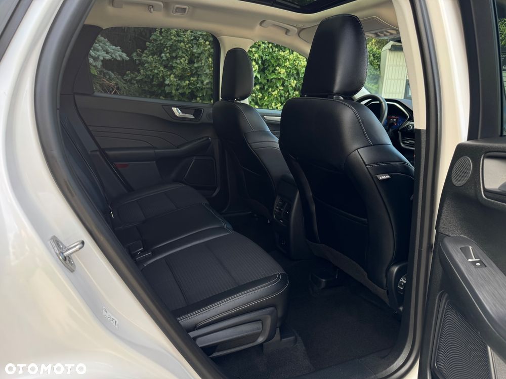 Ford Kuga 2.0 EcoBlue AWD Titanium X - 25