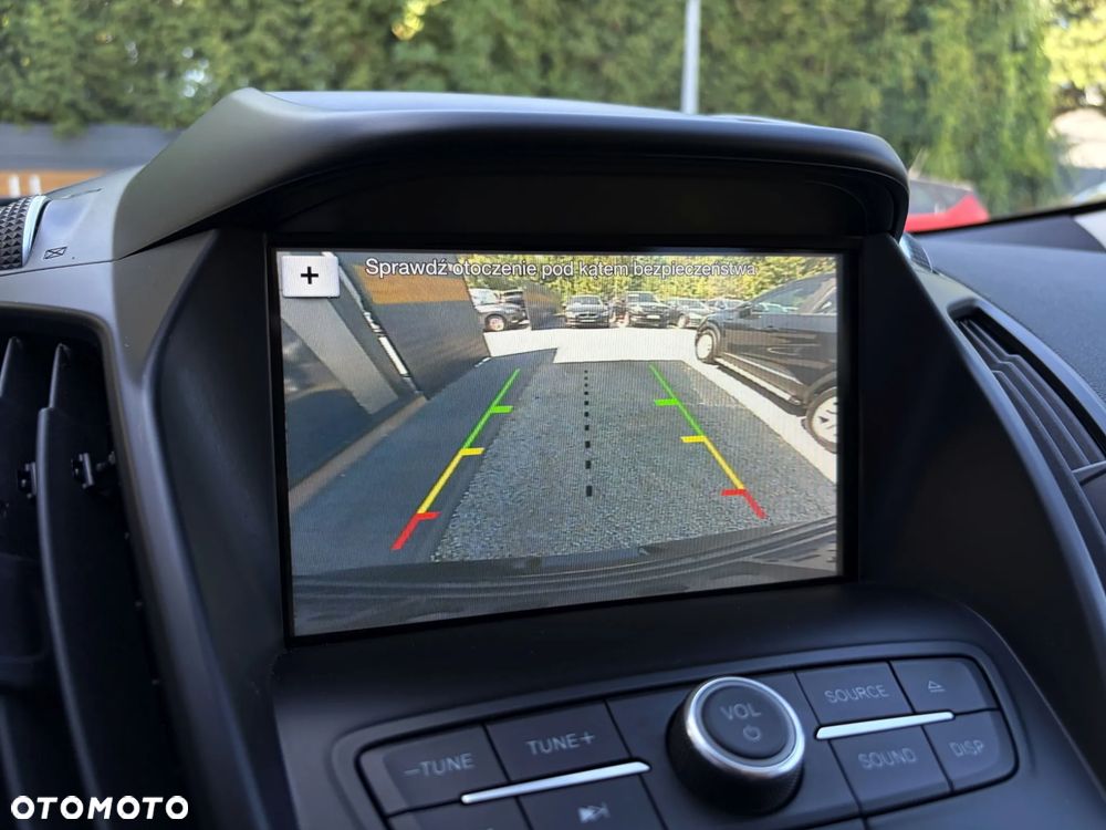 Ford Kuga 2.0 TDCi 2x4 Titanium - 30