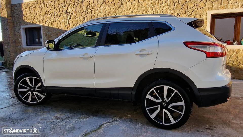 Nissan Qashqai 1.6 dCi Tekna 19 Alcantara - 6