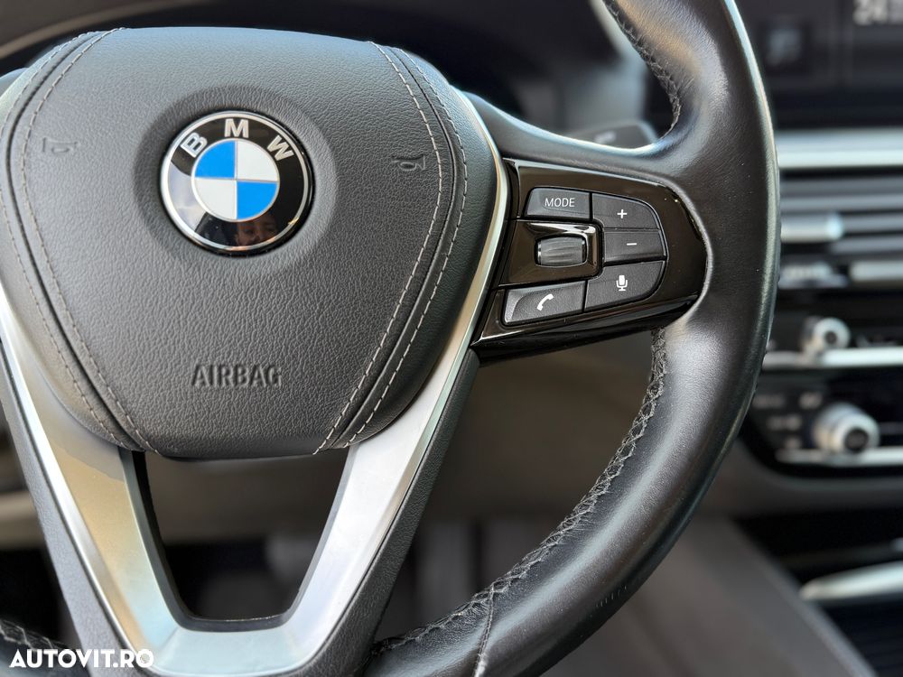 BMW Seria 5 520d Aut. Luxury Line - 6