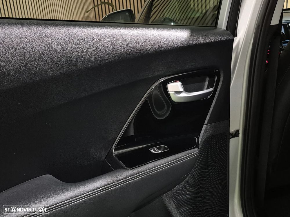 Kia Niro 1.6 GDi HEV TX - 43