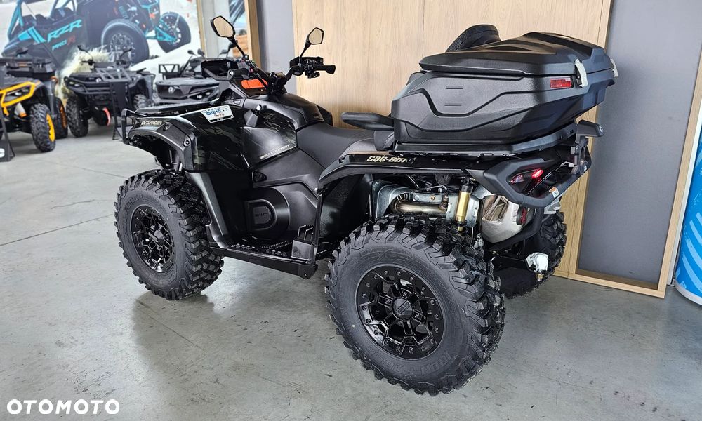 Can-Am Outlander - 2