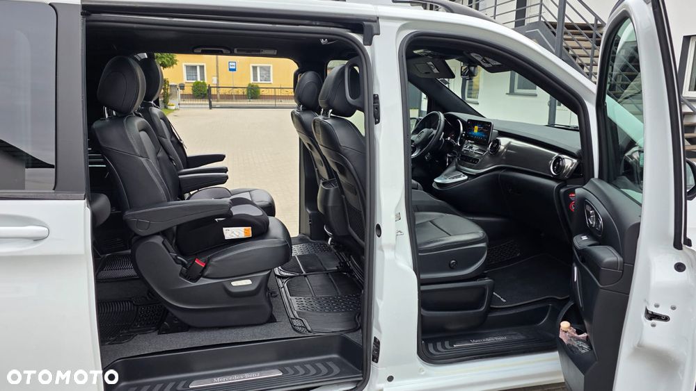 Mercedes-Benz Klasa V 300 d lang 4Matic 9G-TRONIC Exclusive Edition - 12