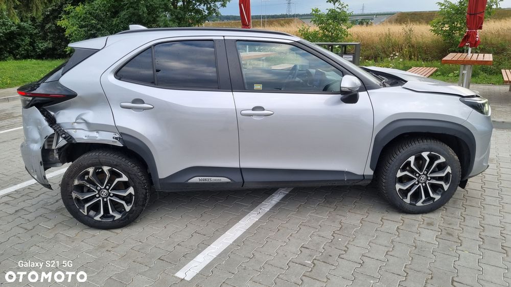 Toyota Yaris Cross Hybrid 1.5 Style AWD - 3