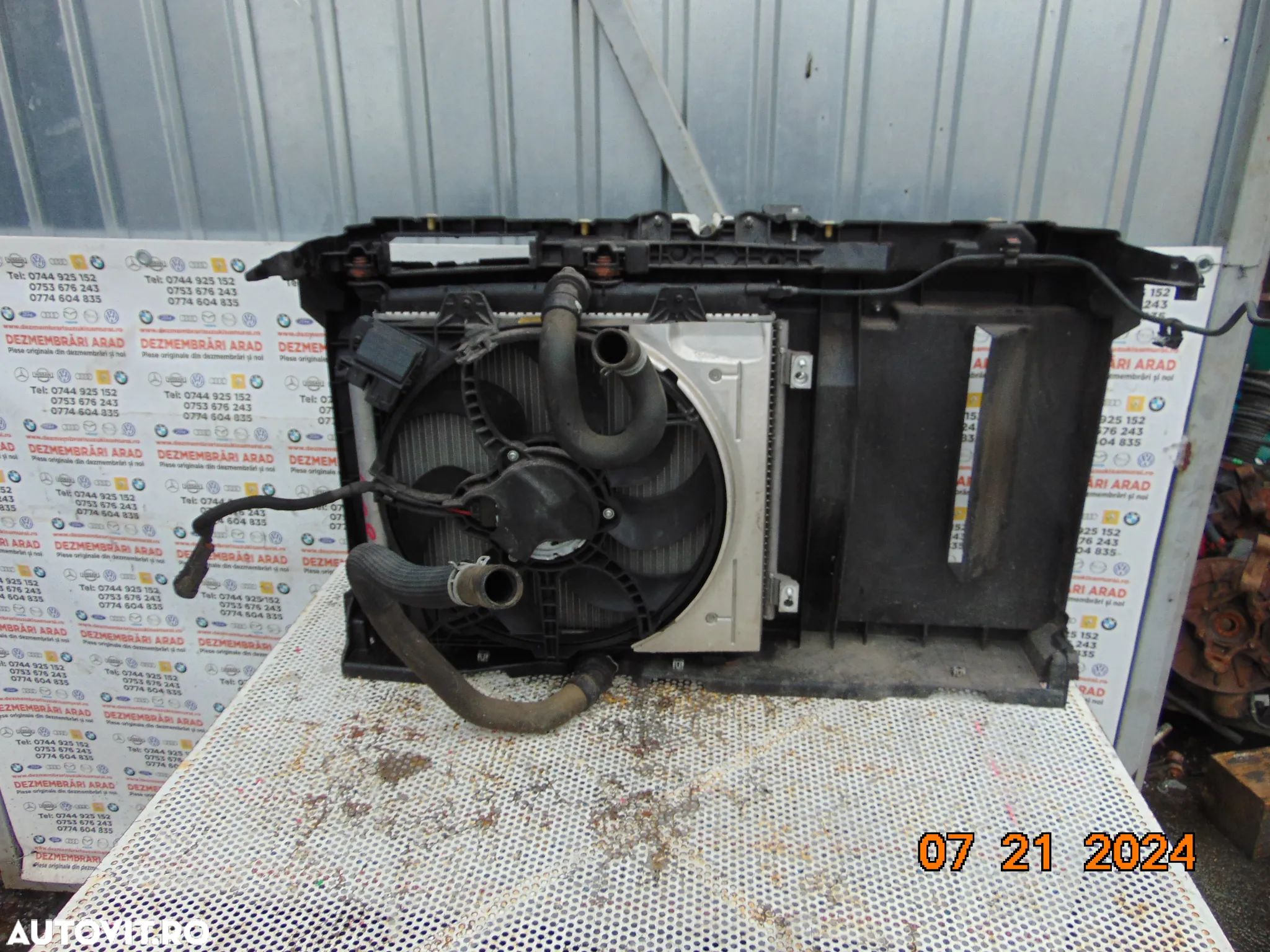 Trager Peugeot 208 dupa 2019 set radiatoare ventilator armatura bara fata radiator - 1