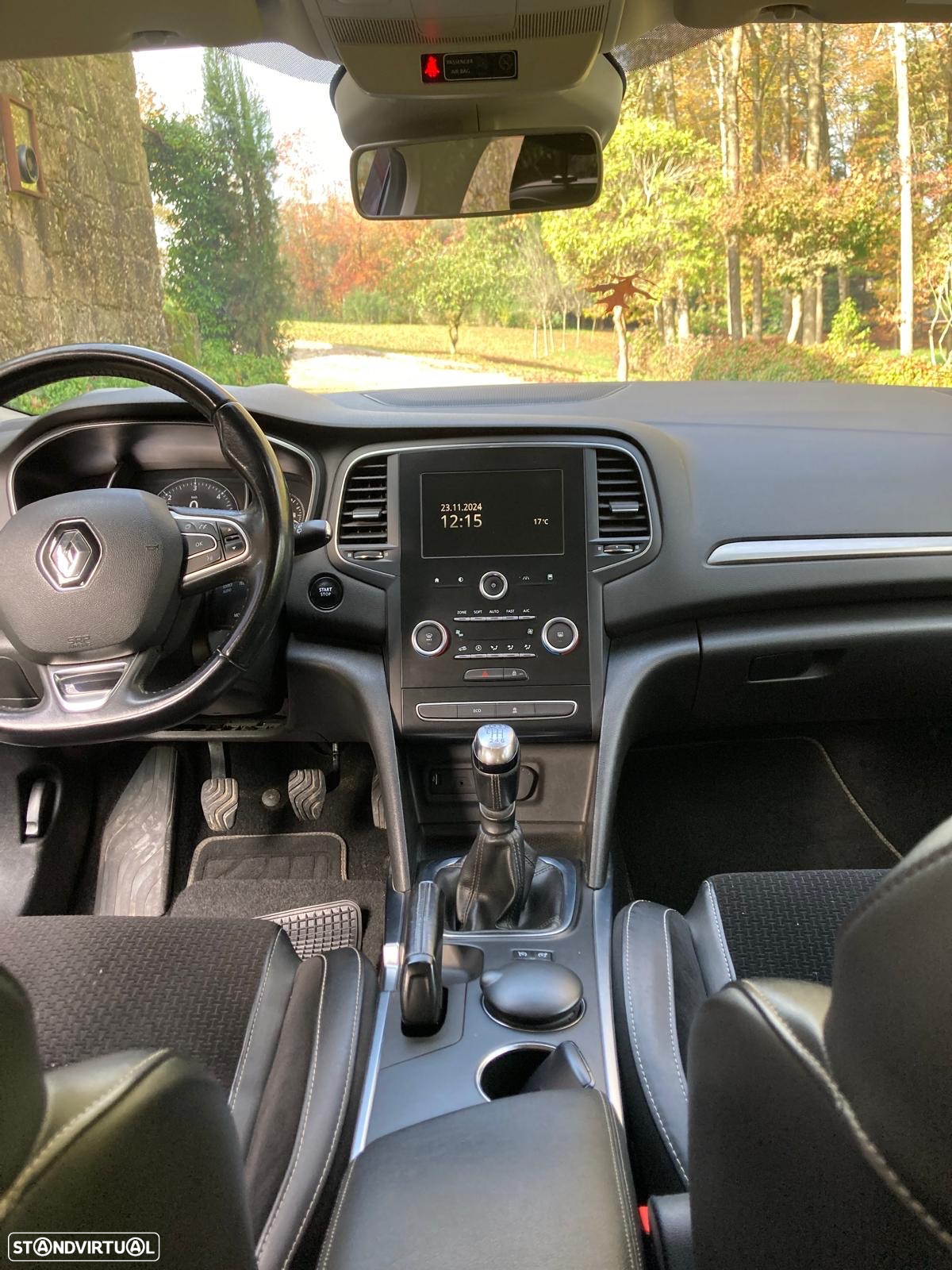Renault Mégane Sport Tourer 1.5 dCi Confort SS - 7