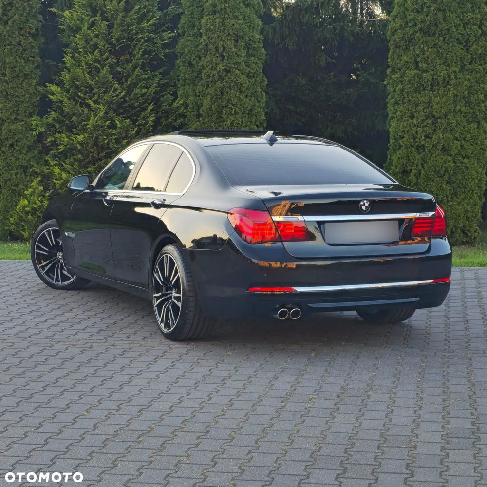 BMW Seria 7 730d xDrive - 11
