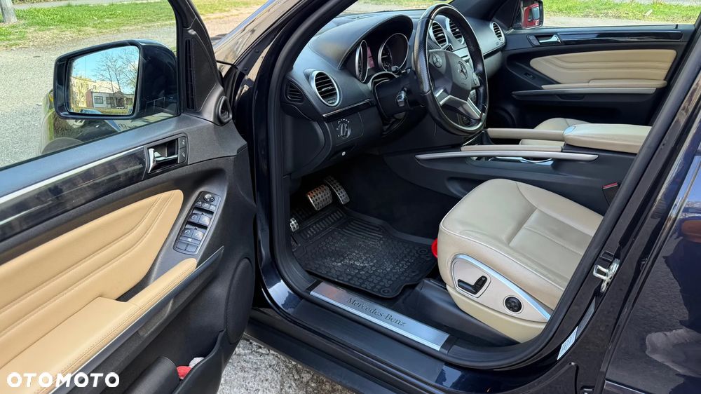 Mercedes-Benz ML 350 CDI 4Matic 7G-TRONIC DPF Grand Edition - 15