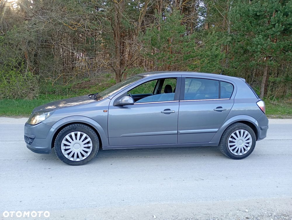 Opel Astra 1.9 CDTI Elegance - 10