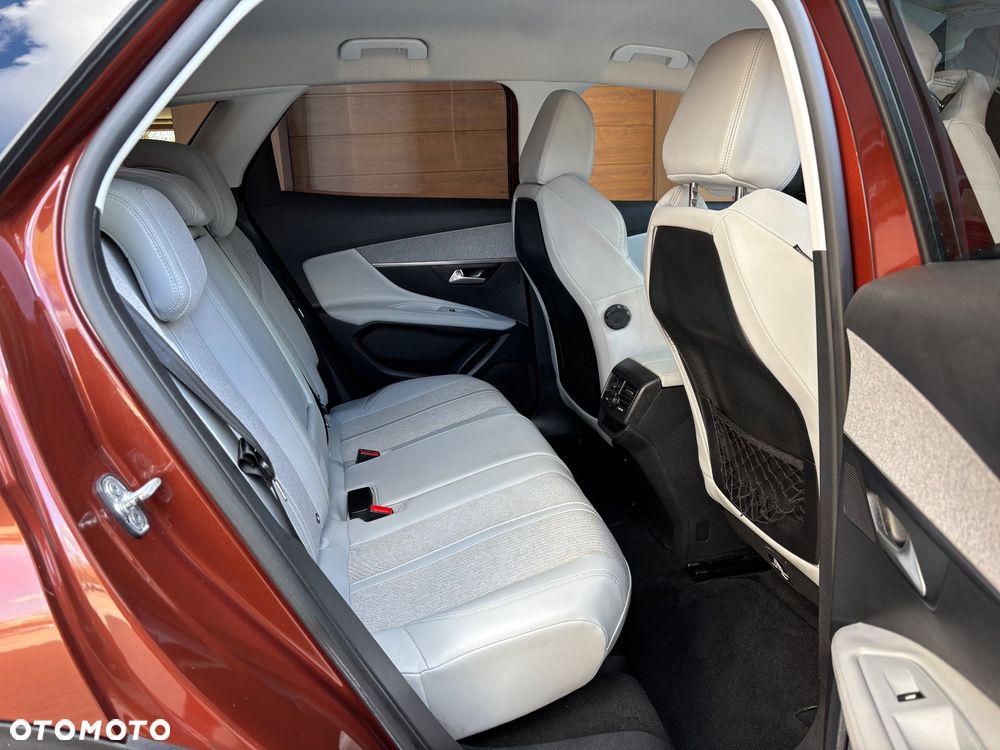 Peugeot 3008 PureTech 130 Stop & Start EAT6 Allure - 26