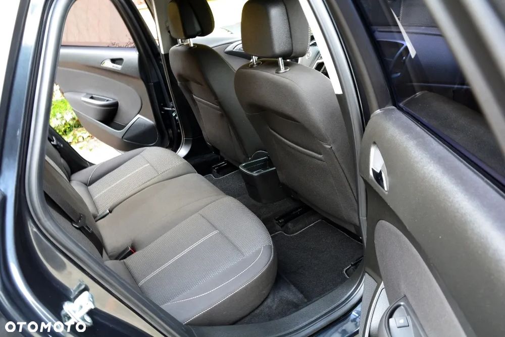 Opel Astra 1.4 Turbo Active - 24