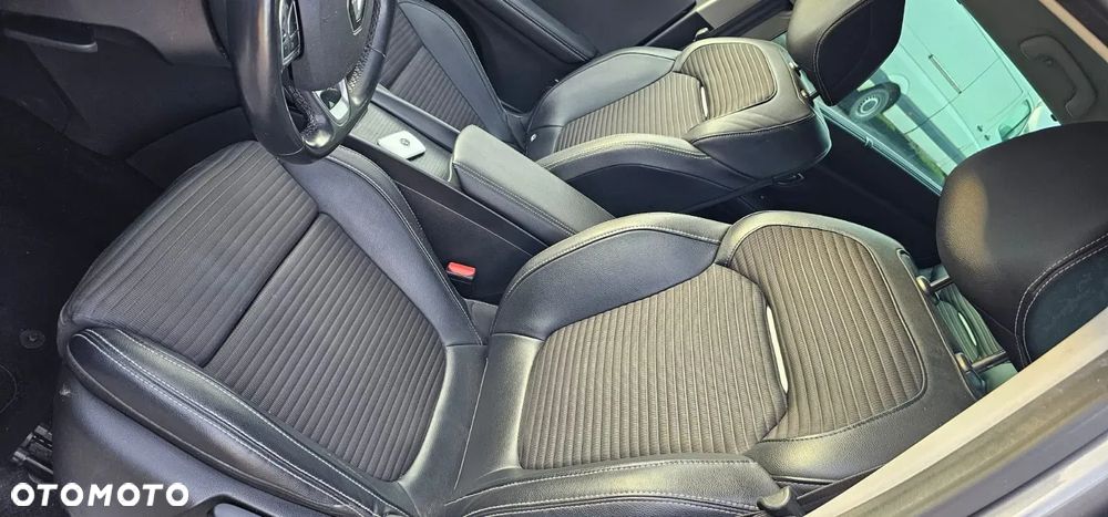 Renault Scenic BLUE dCi 120 BOSE EDITION - 15