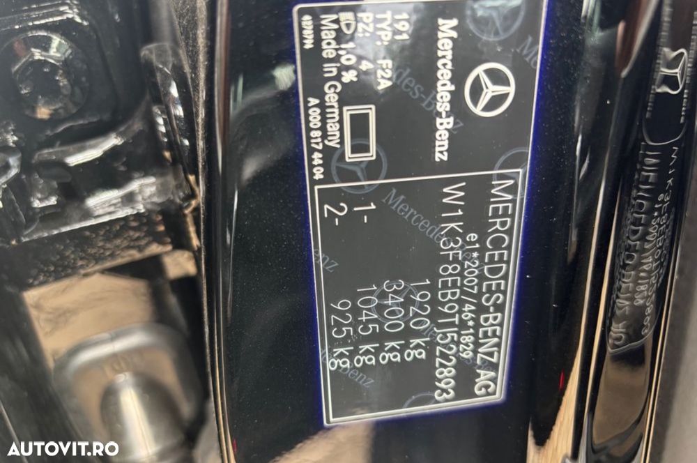 Mercedes-Benz A 180 MHEV 7G-DCT - 9