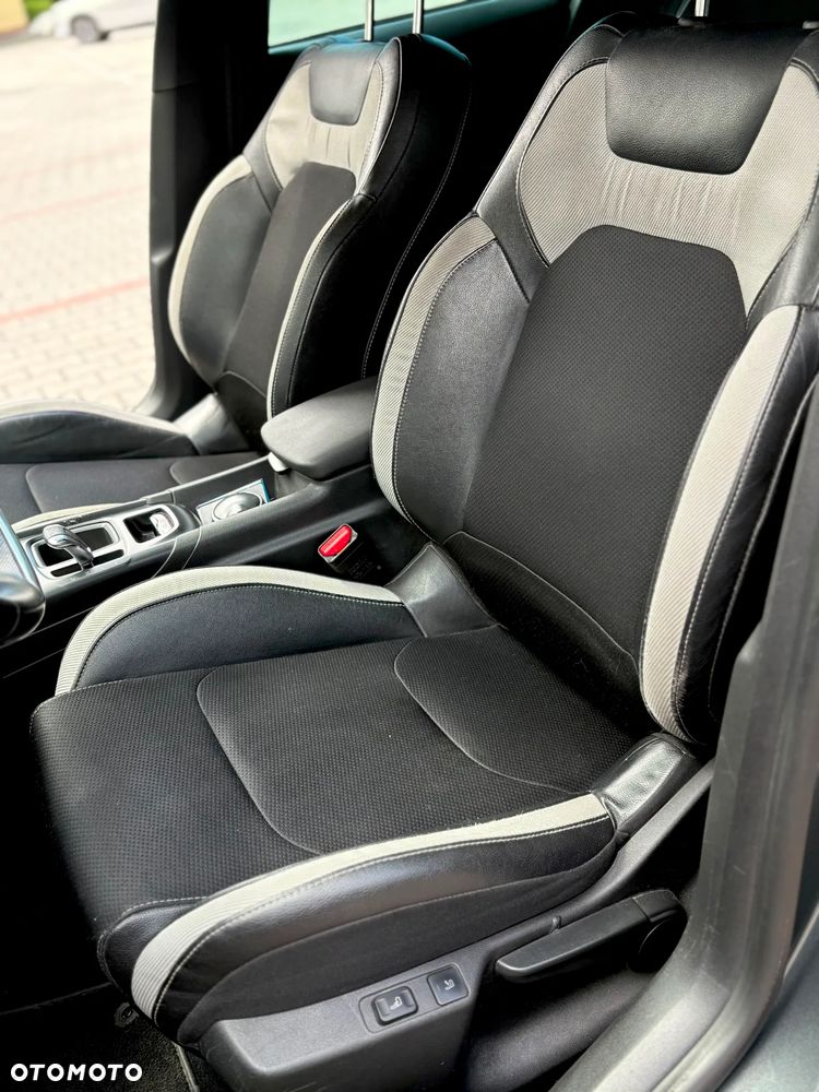 Citroën DS4 e-HDi 115 ETG6 SoChic - 5