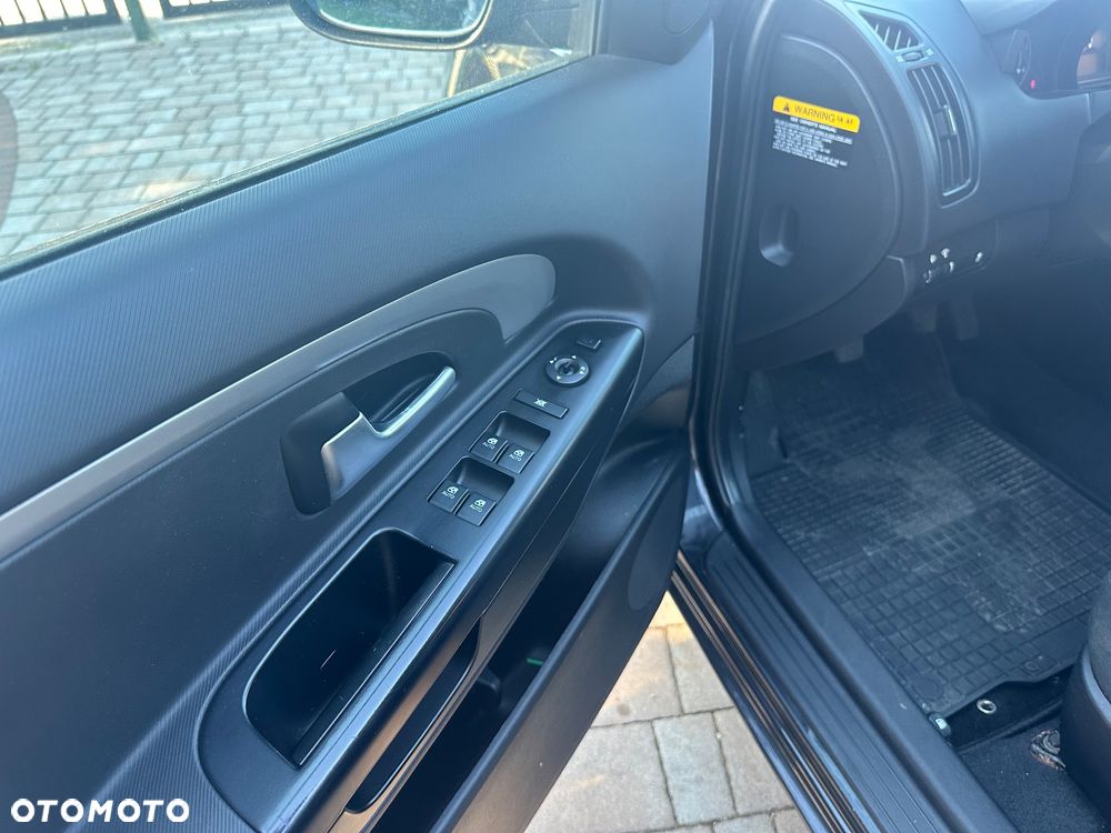 Kia Ceed - 6