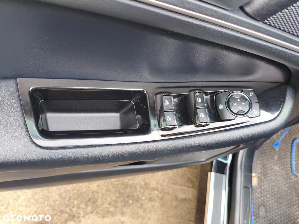 Ford Edge - 29