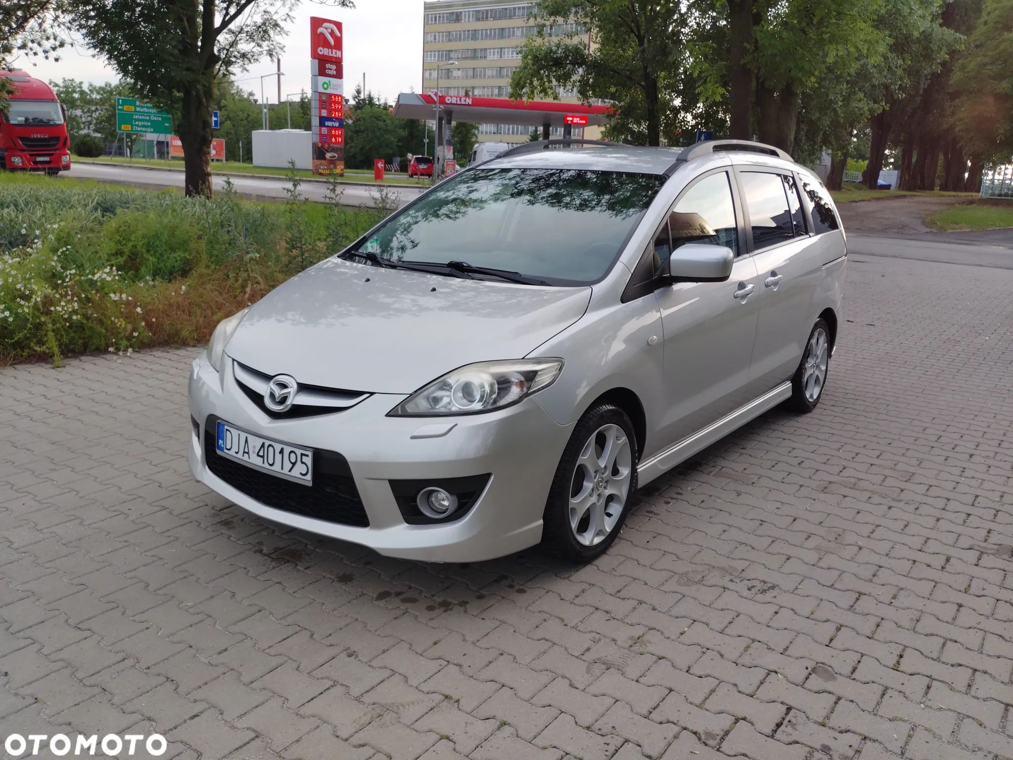 Mazda 5 2.0 Exclusive + - 1