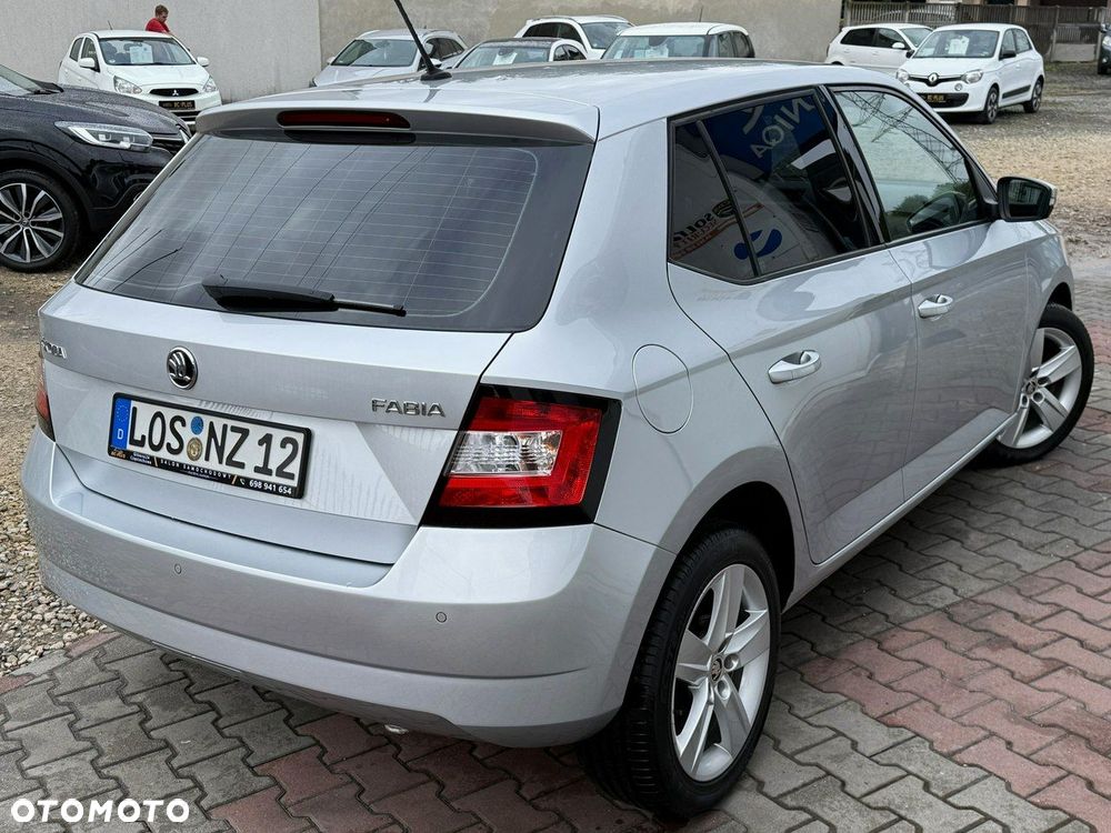 Skoda Fabia 1.0 MPI Cool Plus - 3