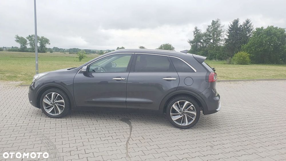 Kia Niro 1.6 GDI Hybrid L - 3