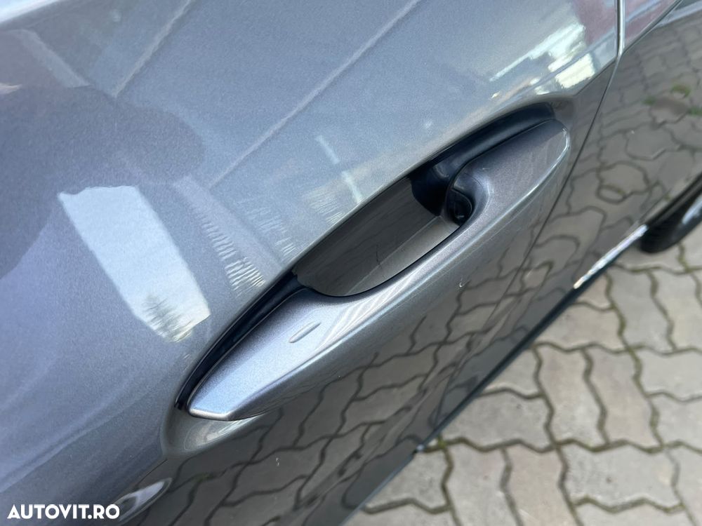 Lexus UX 250h (E-FOUR) Executive Line - 13