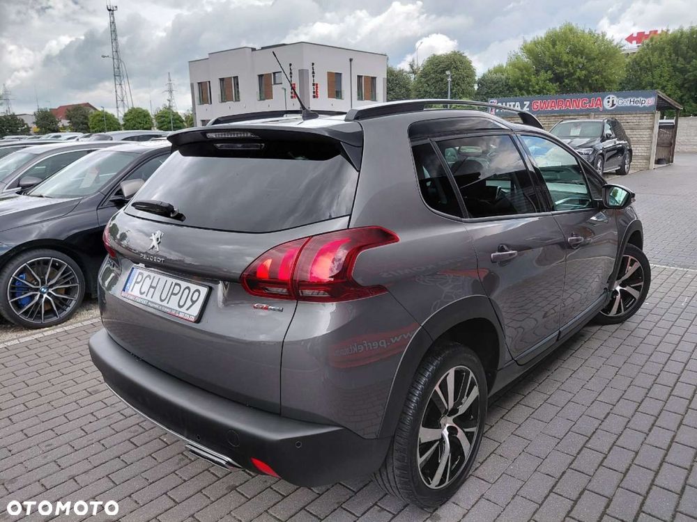 Peugeot 2008 - 8