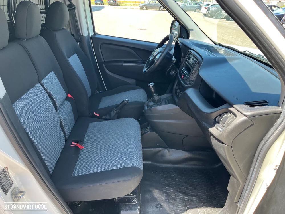 Fiat Doblo 3 Lugares IVA dedutivel - 12