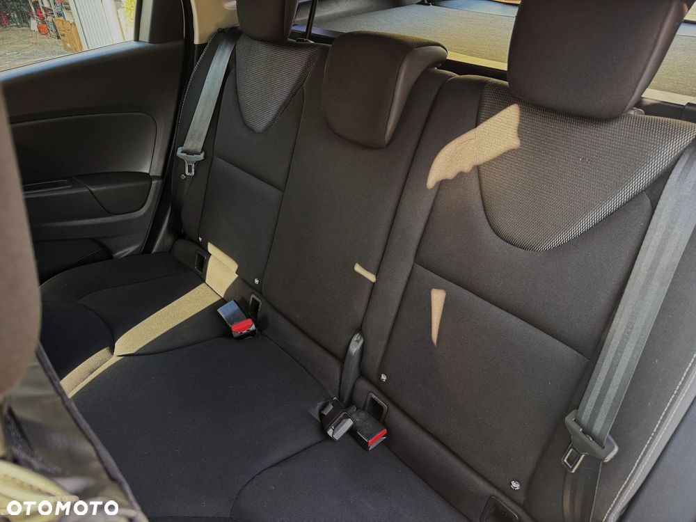Renault Clio - 24