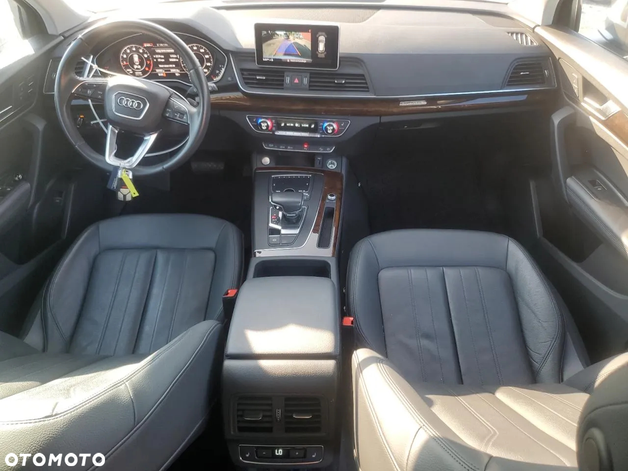 Audi Q5 45 TFSI quattro S tronic design - 8