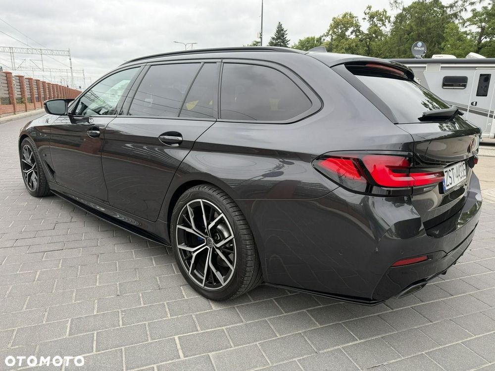 BMW Seria 5 520d xDrive mHEV M Sport sport - 4