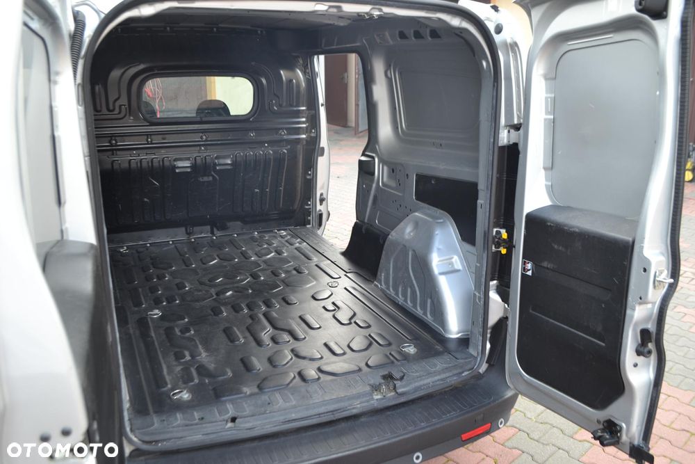 Fiat Doblo MAXI - 16