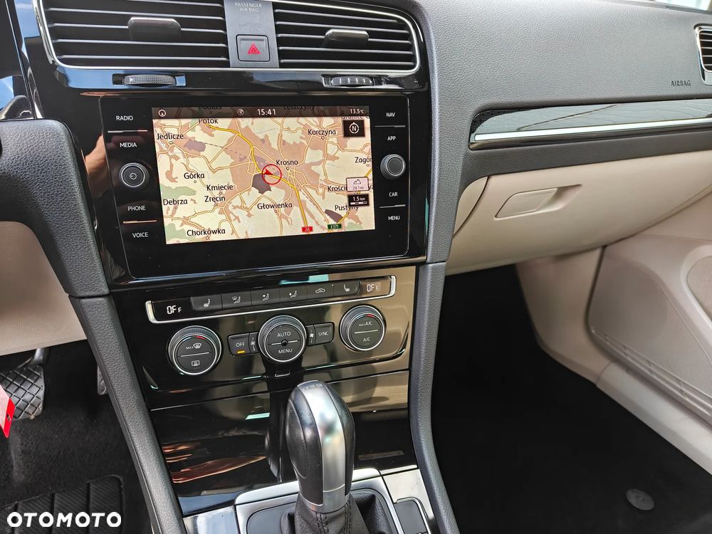 Volkswagen Golf - 19