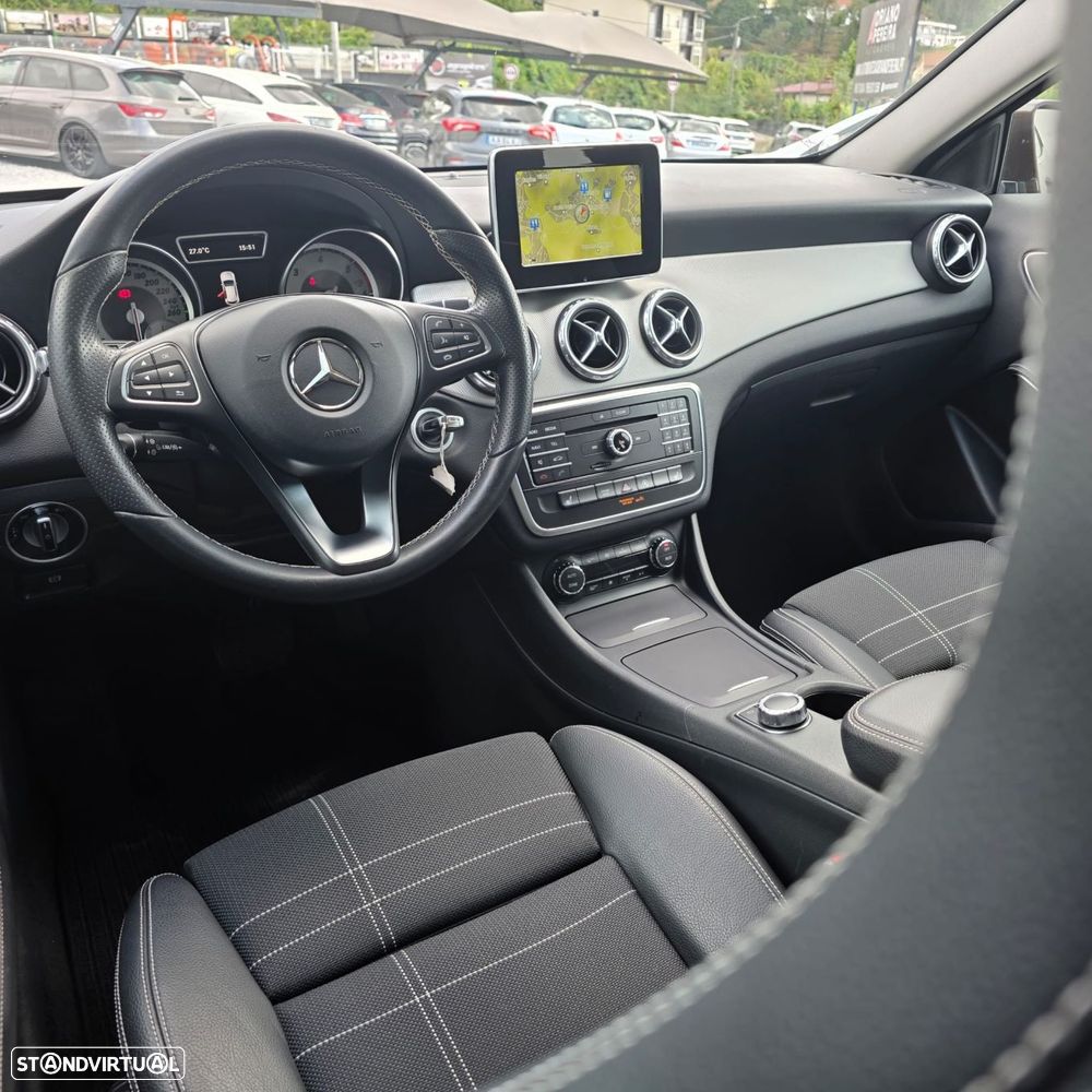 Mercedes-Benz GLA 180 CDI Urban Aut. - 15