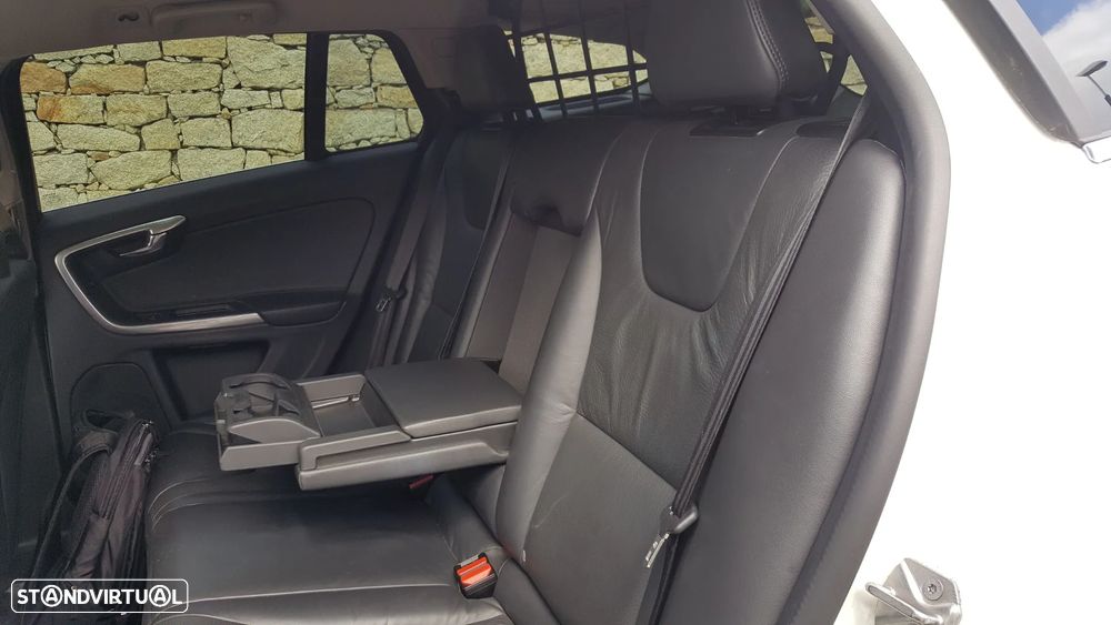 Volvo V60 - 14