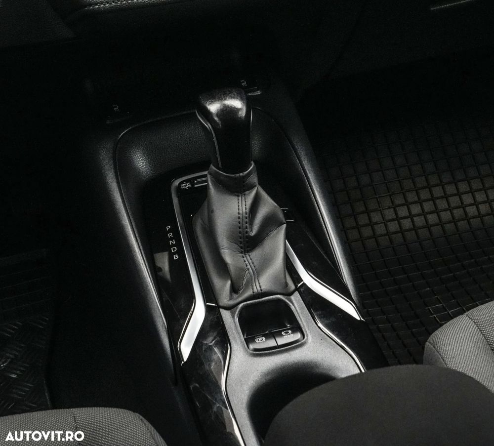 Toyota Corolla 1.8 HSD Dynamic - 20