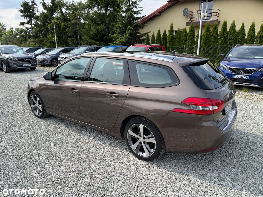 Peugeot 308 BlueHDi 150 EAT6 Stop & Start Business-Line - 17