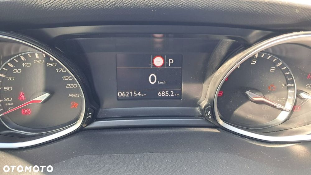 Peugeot 308 - 14