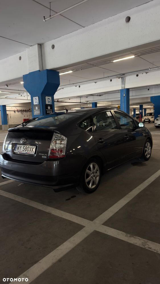 Toyota Prius 1.5 VVT-i Sol - 5