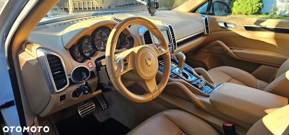 Porsche Cayenne Diesel Platinum Edition - 13