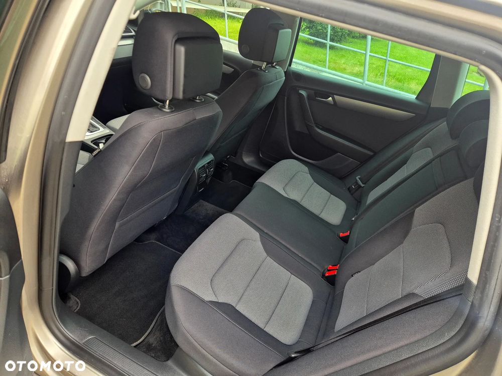 Volkswagen Passat 2.0 TDI DSG BlueMotion Technology Highline - 26