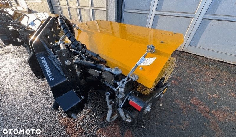 Zamiatarka odśnieżarka szczotka hydrauliczna GMR Stensballe Kubota Iseki Epoke - 4