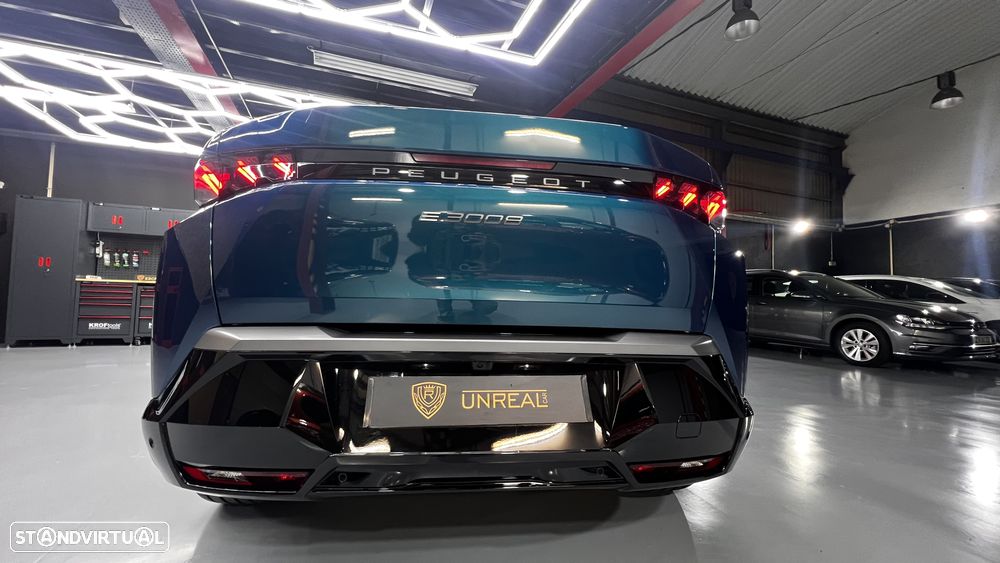 Peugeot E-3008 73 kWh GT - 4