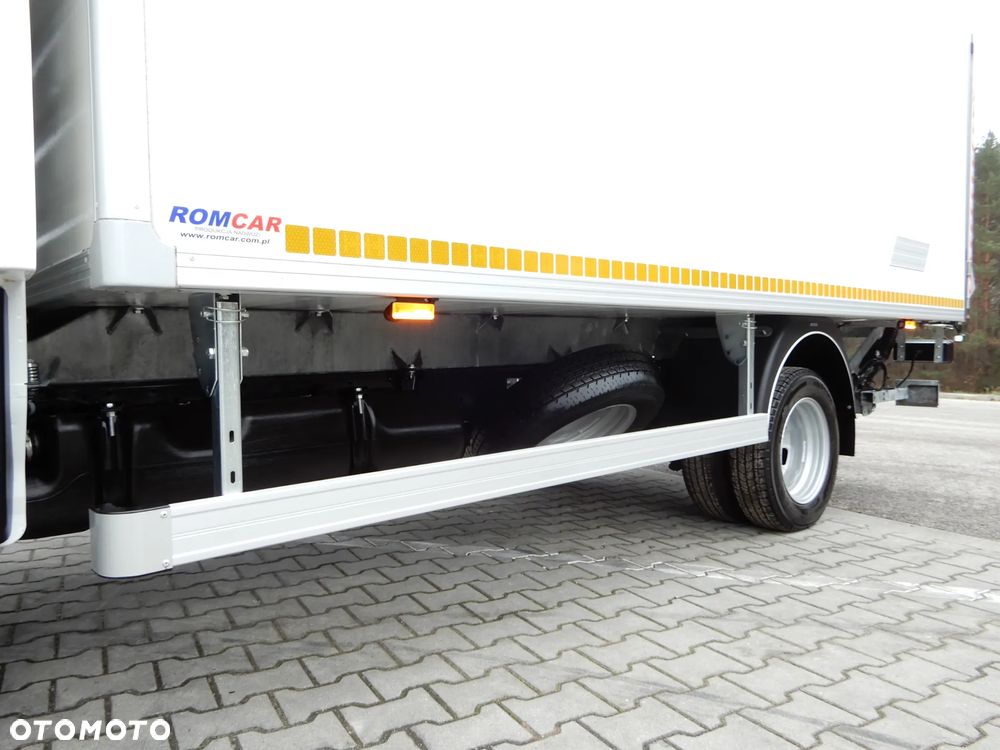 Iveco DAILY 50C18 Chłodnia -20*C+30*C WINDA ZAŁADOWCZA 1000 Kg Udźwigu DHOLLANDIA Boczne Drzwi Agregat Zasilany Na Postoju V230  Funkcja Grzania WZMACNIANY Rozstaw Osi 4100 mm Stan Auta Jak Nowy POLECAM - 18