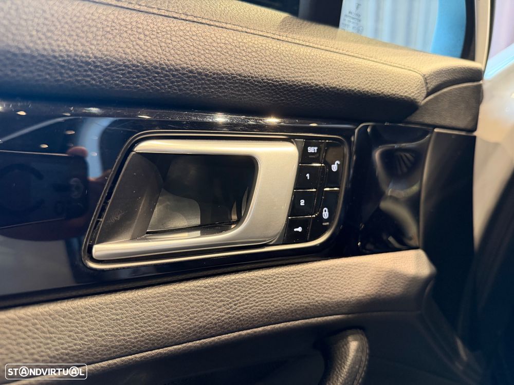 Porsche Panamera Sport Turismo 4 E-Hybrid Platinum Edition - 23