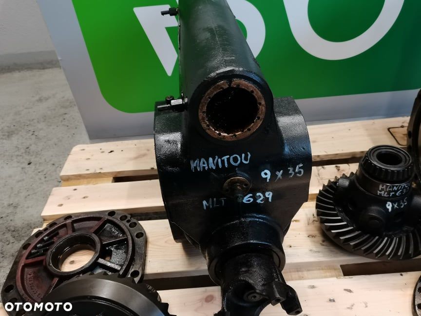 Atak Manitou MT 732 {Spicer 212426-001} - 1