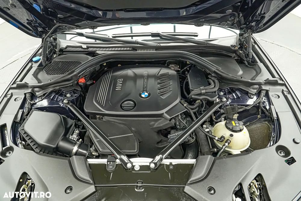 BMW Seria 5 520d Efficient Dynamics Edition Aut. Luxury Line - 28