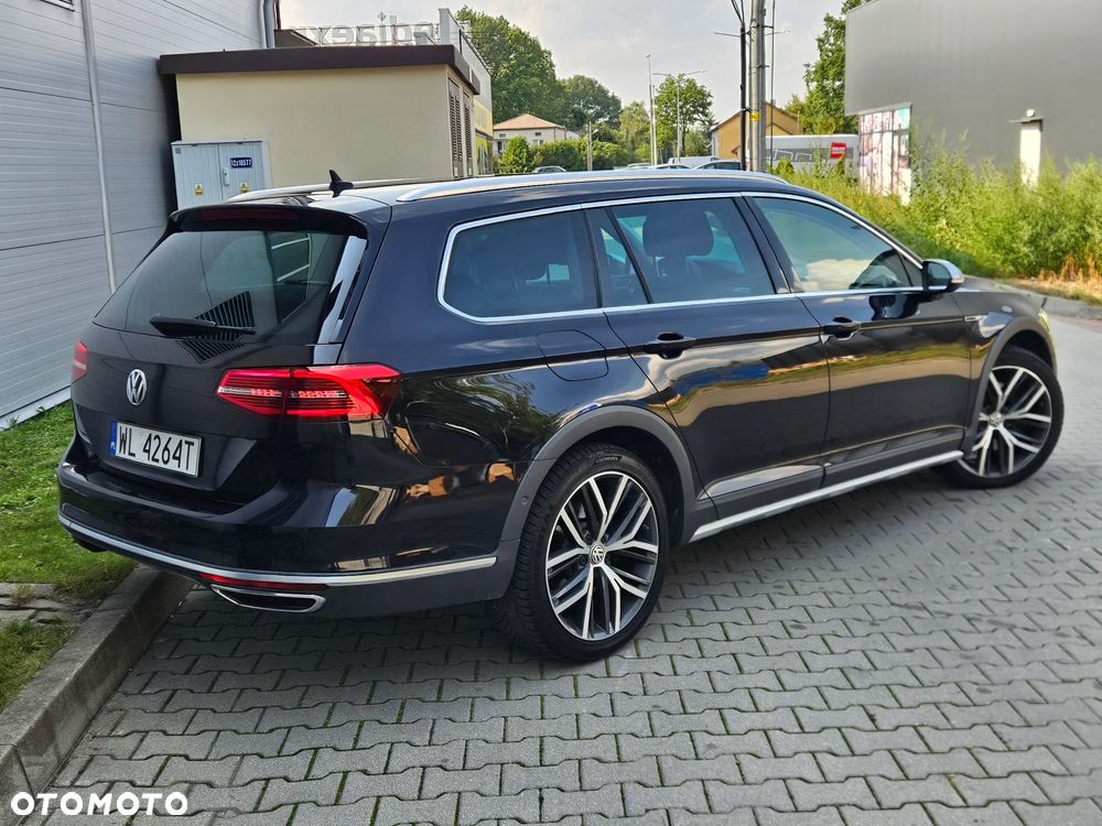 Volkswagen Passat Variant 2.0 TDI SCR 4Motion DSG Highline - 40