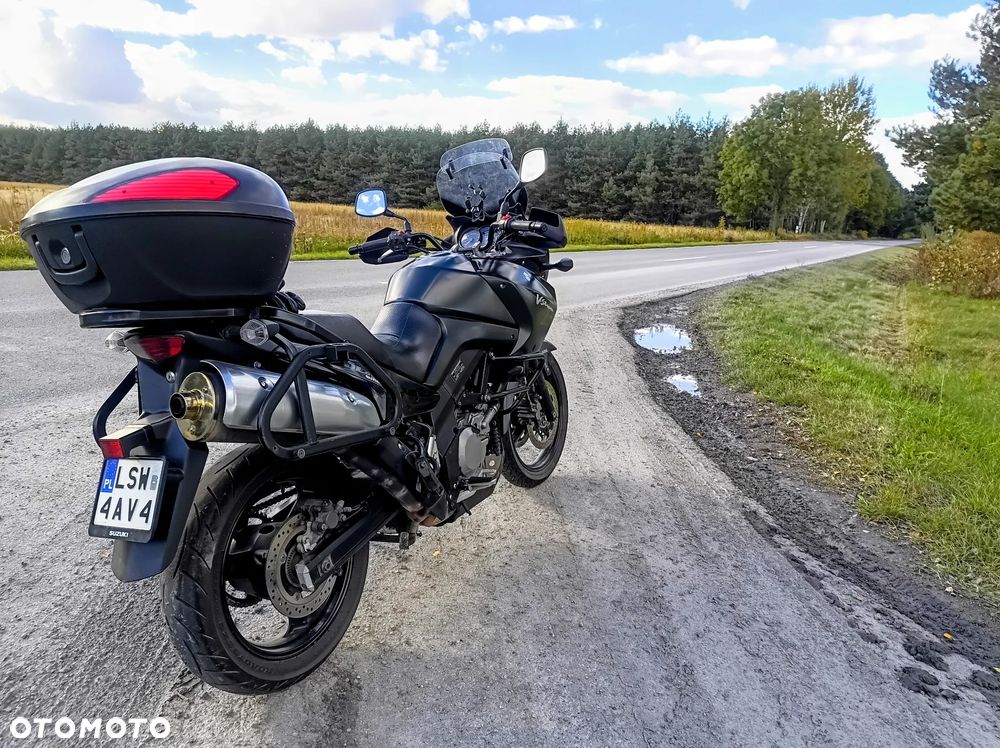 Suzuki V-STROM - 12