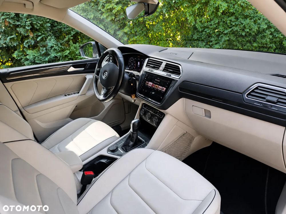 Volkswagen Tiguan Allspace 2.0 TSI 4Mot Highline DSG - 12