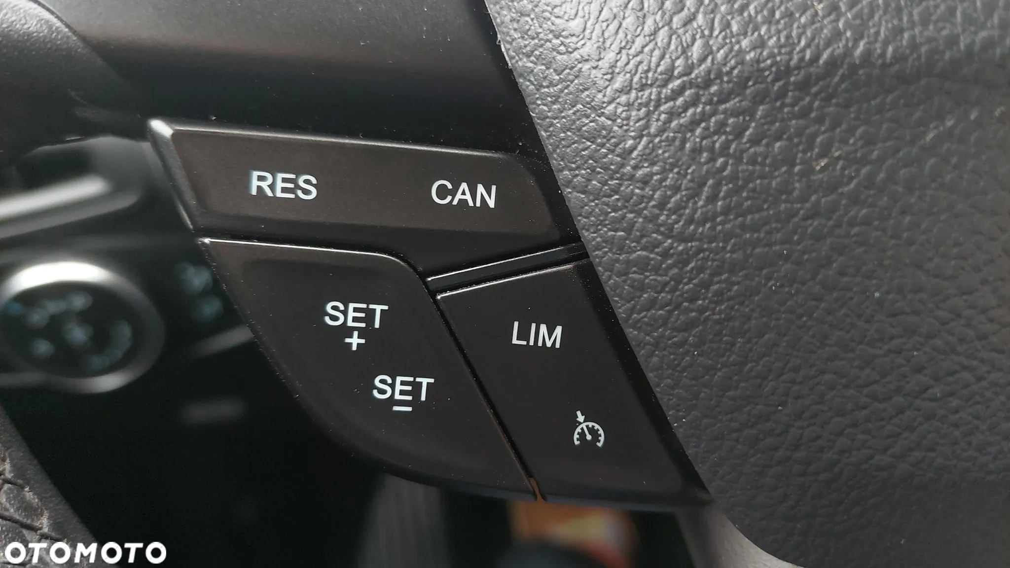 Ford Focus 1.5 TDCi Gold X - 35