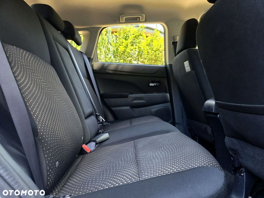 Mitsubishi ASX 1.6 Invite - 11